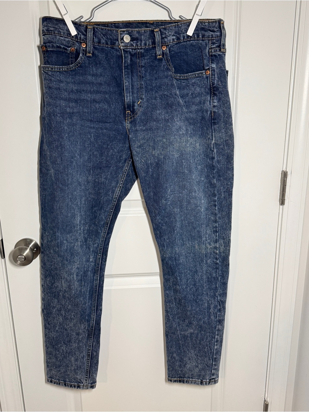 Levi's Men's Blue Slim Taper Jeans